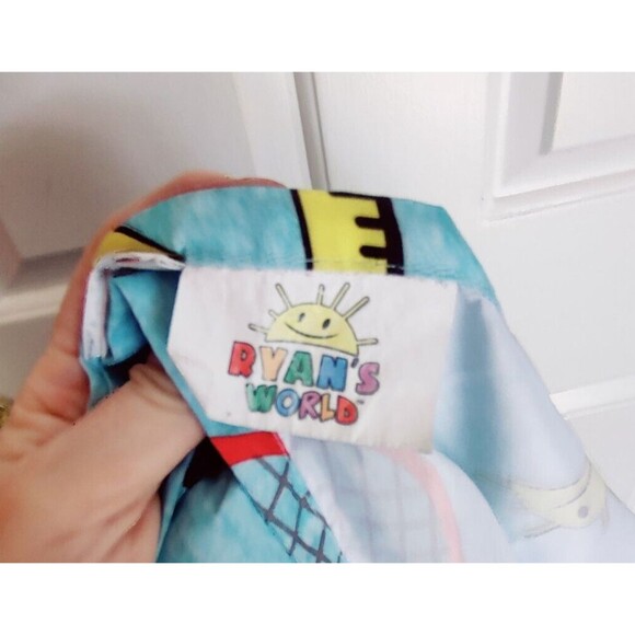 Ryans World Twin Flat Sheet Only With 1 Pillow Case Twin Bed Preowned GUC Soccer - Picture 5 of 10